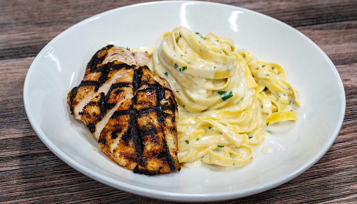Fettuccine Alfredo